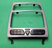 Musik-Player Verkleidung MERCEDES-BENZ C (W203) C 270 CDI (203.016) A2036800407