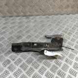 Kotflügelhalter vorne rechts