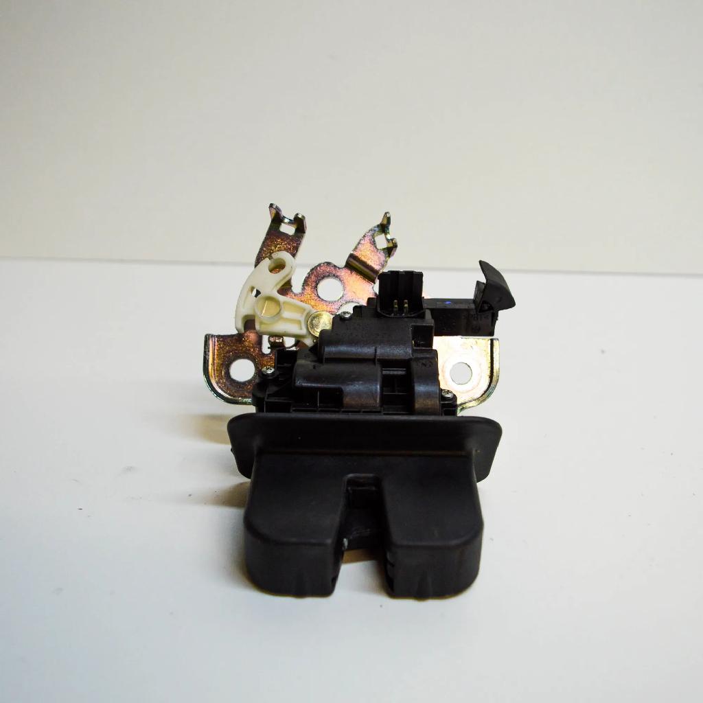 Heckklappenschloss AUDI A3 Limousine (8VS, 8VM) 2.0 TFSI quattro 4H0827505A Bild Heckklappenschloss AUDI A3 Limousine (8VS, 8VM) 2.0 TFSI quattro 4H0827505A