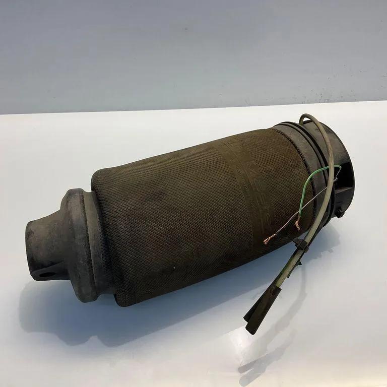 Luftfederkissen hinten links MERCEDES-BENZ E T-Model (S211) E 230 T (211.252) 2113200925