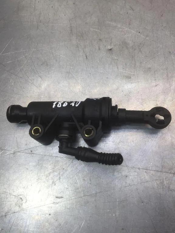 Kupplungszylinder CITROËN C8 (EA_, EB_) 2.2 HDi PA66GF35