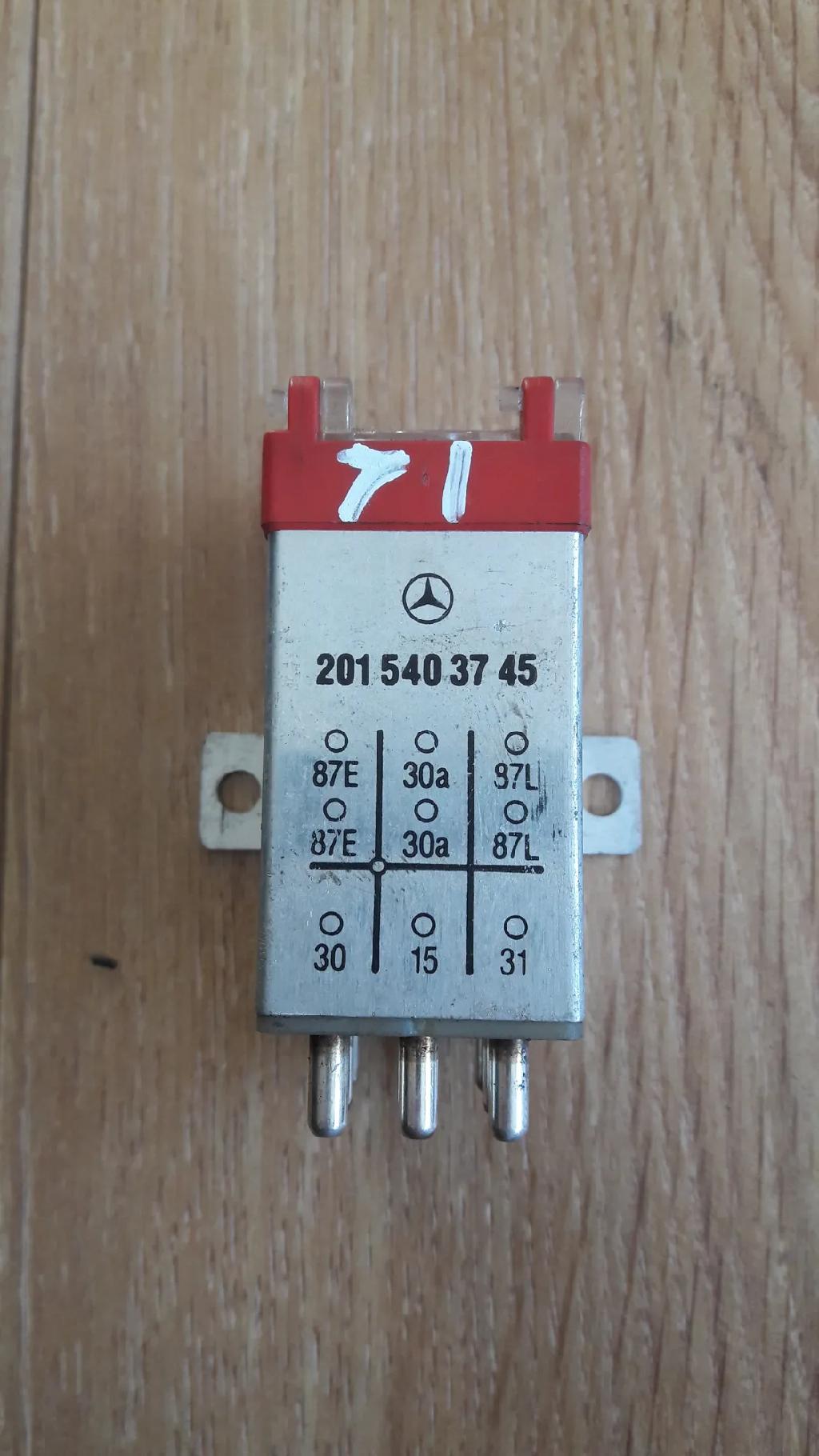 Stromsteuergerät MERCEDES-BENZ E (W124) E 250 D (124.126, 124.129) 2015403745