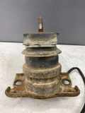 Motorkissen links NISSAN PATHFINDER III (R51) 2.5 dCi 4WD 11220EB305
