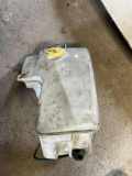 Fensterwaschtank MAZDA 6 Sedan (GG) 2.0 DI 855341054