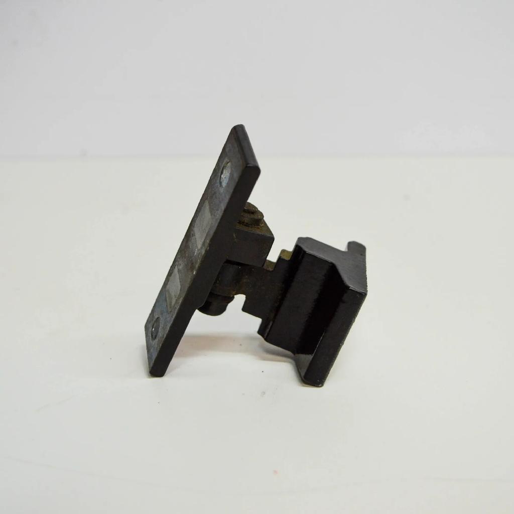 Türscharnier hinten links Bild Türscharnier hinten links