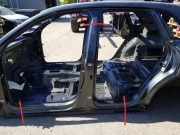 Linke metallische Seitenschwellerabdeckung AUDI Q3 (F3) 35 TFSI