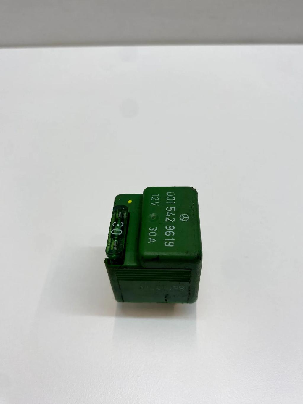 Fuel Pump Relay MERCEDES-BENZ SL (R129) 500 (129.068) 0015429619 A0015429619