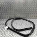 Türgummi rechts vorne Ford Focus III (DYB) BM51A20782BC