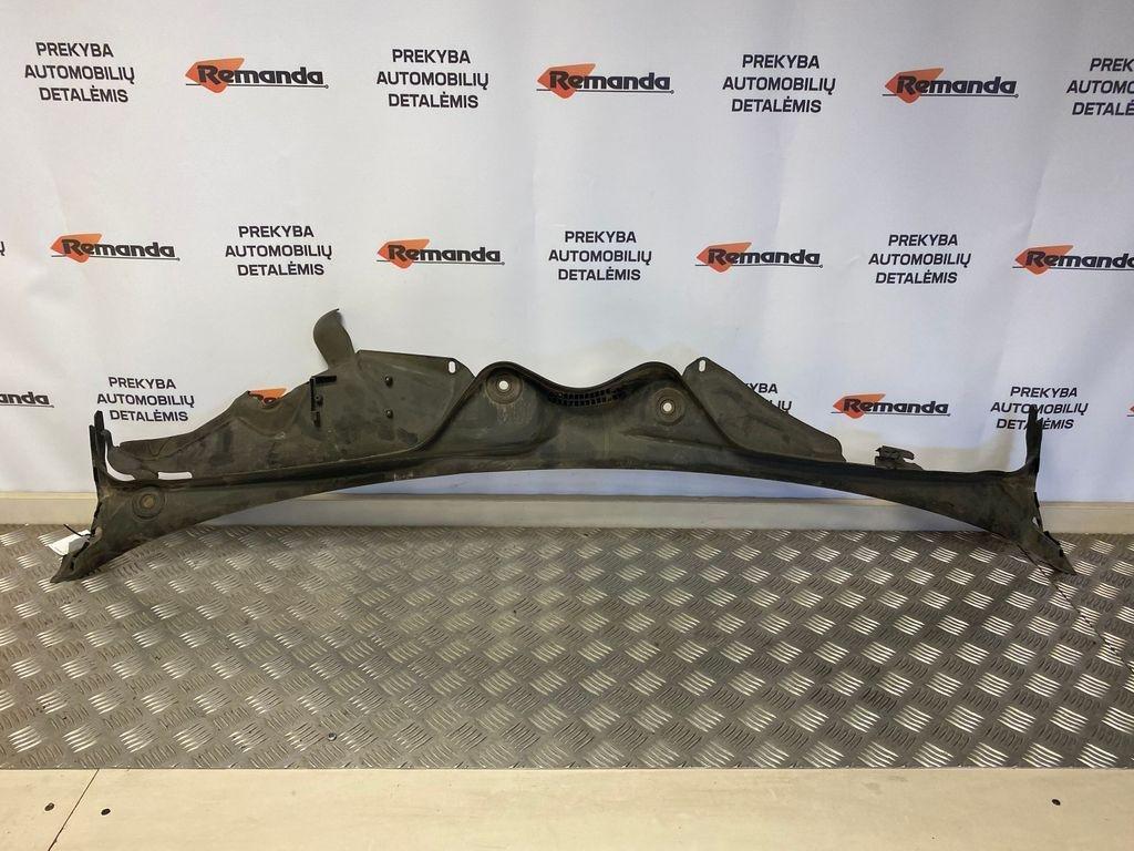 Grill Windlauf Mercedes-Benz E-Klasse (W211) A2118300013