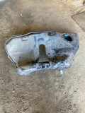 Tank Jaguar XJ (X35) AW939K007
