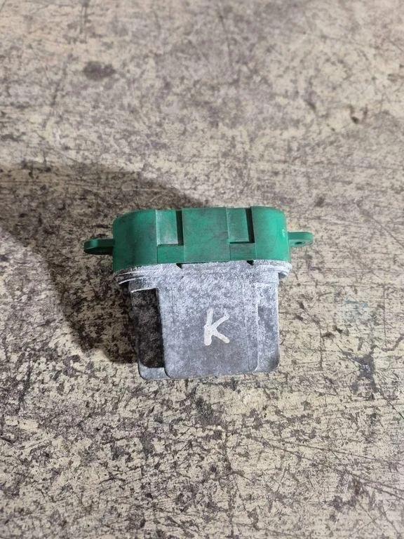 Blower Fan Relay RENAULT ESPACE IV (JK0/1_) 1.9 dCi (JK0U, JK0G) 52492365