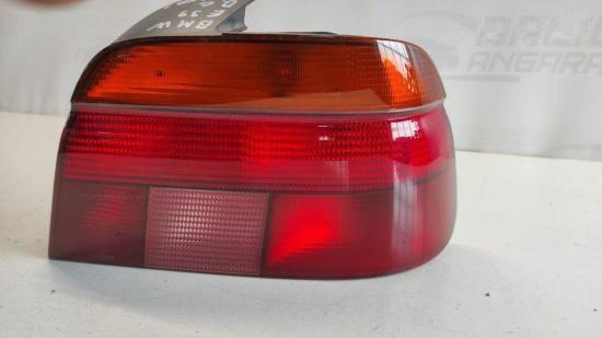 Lampenträger Heckleuchte rechts BMW 5er (E39) 8358032 Bild Lampenträger Heckleuchte rechts BMW 5er (E39) 8358032