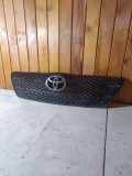 Ziergitter Toyota Corolla Liftback (E12)