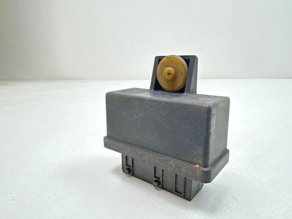 Kraftstoffpumpensteuerung (EKPS) PEUGEOT 207 (WA_, WC_) 1.6 HDi 240107