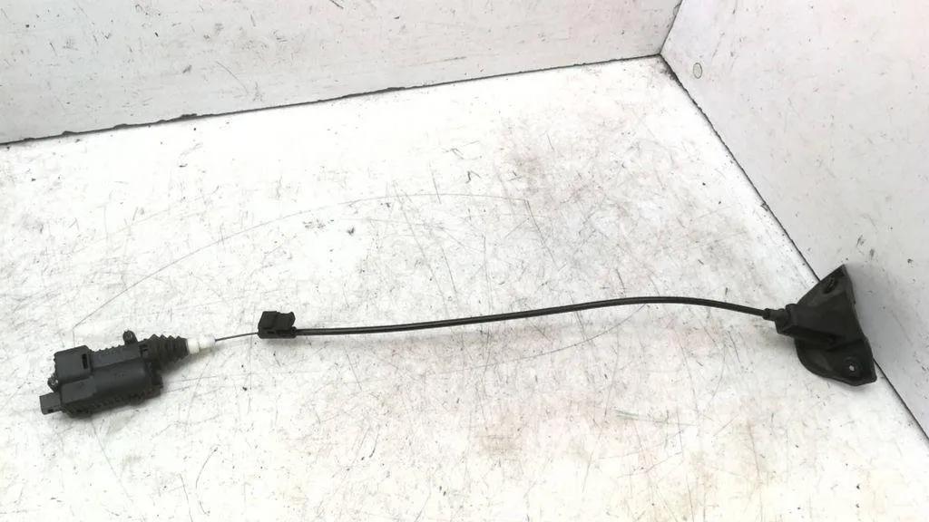 Motor für Tankdeckelverriegelung OPEL ASTRA K 1.6 CDTi 13208157