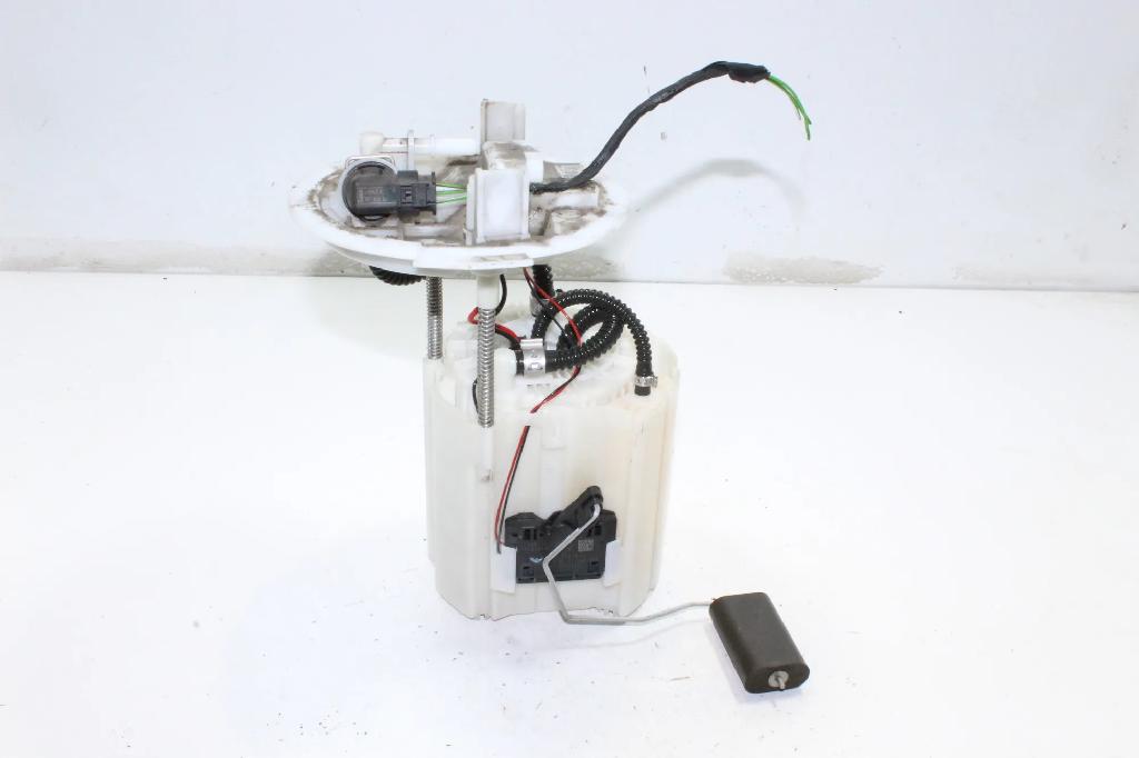 Kraftstofftankpumpe MERCEDES-BENZ A (W176) A 180 (176.042) A2464700994