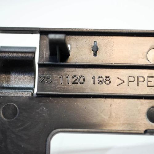 Andere Teile des Innenraums AUDI A6 (4F2, C6) 3.0 TDI quattro 25 1120 198 Bild Andere Teile des Innenraums AUDI A6 (4F2, C6) 3.0 TDI quattro 25 1120 198