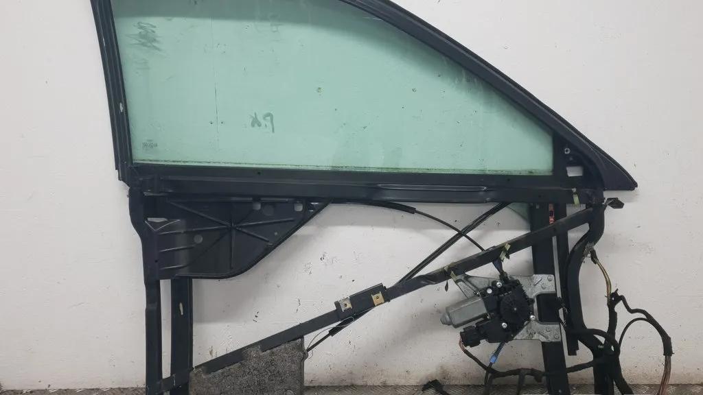 Fensterheber vorne links