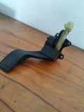 Gaspedal FORD FOCUS (DAW, DBW) 1.8 16V 2M519F836AE