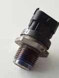 Kraftstoffdrucksensor VOLVO V70 III (BW) D4 AWD 0281002707