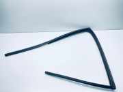 Türgummi links hinten Suzuki SX4 S-Cross (JY) 8367561M01