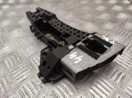 Türgriffinnenrahmen vorne links AUDI A8 D4 (4H_) 3.0 TDI quattro 4H1837885 Bild Türgriffinnenrahmen vorne links AUDI A8 D4 (4H_) 3.0 TDI quattro 4H1837885