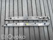 Türverkleidung vorne links LAND ROVER DISCOVERY V (L462) 3.0 D 4x4 HY32237B75