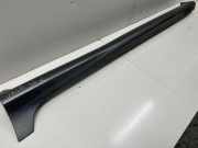 Schweller aus Kunststoff links