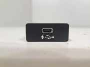 USB BMW X2 (F39) X2 sDrive18i 8711939