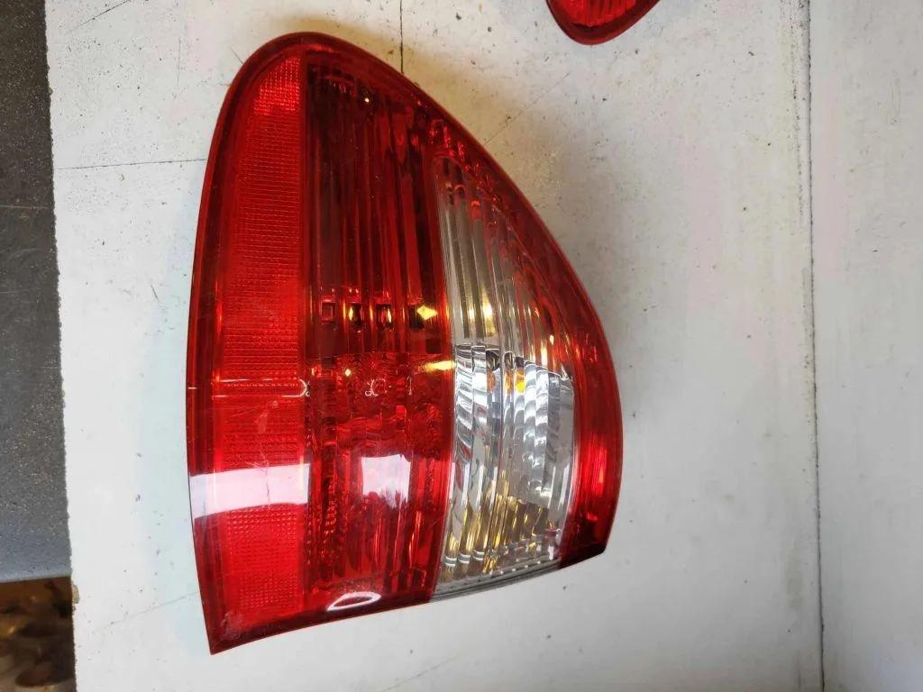 Rücklicht hinten rechts MERCEDES-BENZ E (W211) E 320 CDI (211.022) A2118201564 2118201564