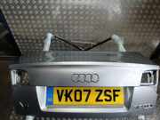 Heckklappe geschlossen Audi A4 (8E, B7) 8E5827755C