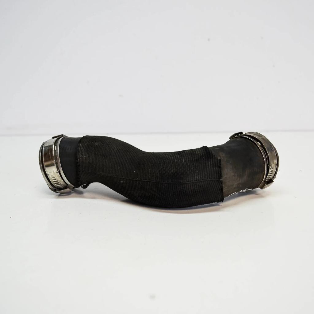 Ladeluftkühlerschlauch links AUDI A6 Avant (4F5, C6) 3.0 TDI quattro 4F0145709H Bild Ladeluftkühlerschlauch links AUDI A6 Avant (4F5, C6) 3.0 TDI quattro 4F0145709H