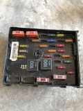 Sicherungskasten VW PASSAT Variant B6 (3C5) 1.9 TDI 93392777