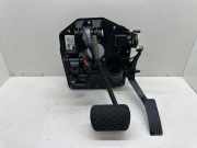 PEDALE SATZ SET MERCEDES-BENZ VANEO (414) 1.9 (414.700) A1682900549