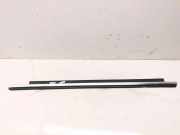 Horizontale Oberfläche der hinteren rechten Türen AUDI A5 Cabrio (8F7) 2.0 TFSI 8T8853764D