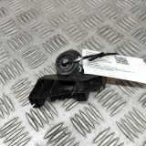 Stoßstangenhalterung hinten links TOYOTA AURIS (_E18_) 1.8 Hybrid (ZWE186_) 52563-02190