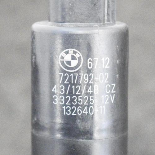 Wischwassertankmotor BMW 1 (F20) M 135 i 7217792 Bild Wischwassertankmotor BMW 1 (F20) M 135 i 7217792