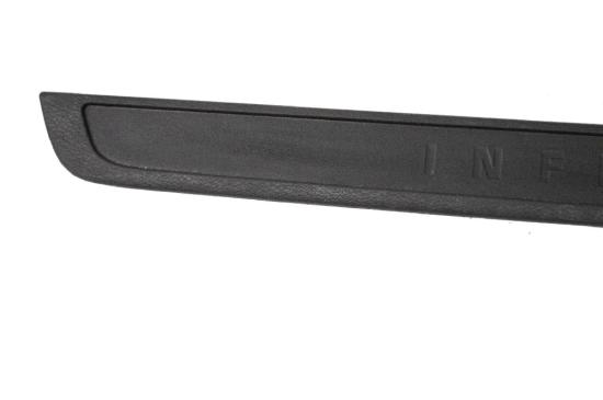 Schwellerinnenverkleidung vorne links Bild Schwellerinnenverkleidung vorne links