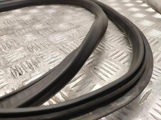 Heckklappengummi BENTLEY CONTINENTAL FLYING SPUR (3W_) 6.0 3W5827705C Bild Heckklappengummi BENTLEY CONTINENTAL FLYING SPUR (3W_) 6.0 3W5827705C