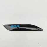 Abzeichen auf der rechten Seite des Flügels MERCEDES-BENZ EQA(H243) 250 (243.701) A2438170400