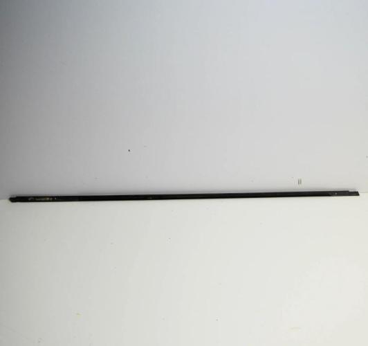 Fensterleiste Tür vorne links SKODA SUPERB II (3T4) 1.6 TDI 3T083747 Bild Fensterleiste Tür vorne links SKODA SUPERB II (3T4) 1.6 TDI 3T083747