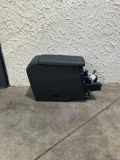 Armlehne PEUGEOT 308 III (FB_, FH_, FP_, F3_, FM_) PureTech 110 (FPHNPL) 9838038180