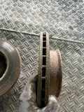 Bremsscheibe vorne rechts VW MULTIVAN V (7HM, 7HN, 7HF, 7EF, 7EM, 7EN) 2.0 TDI