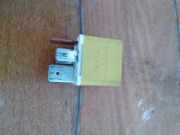 Relais VOLVO V70 I (LV) 2.0 9128164
