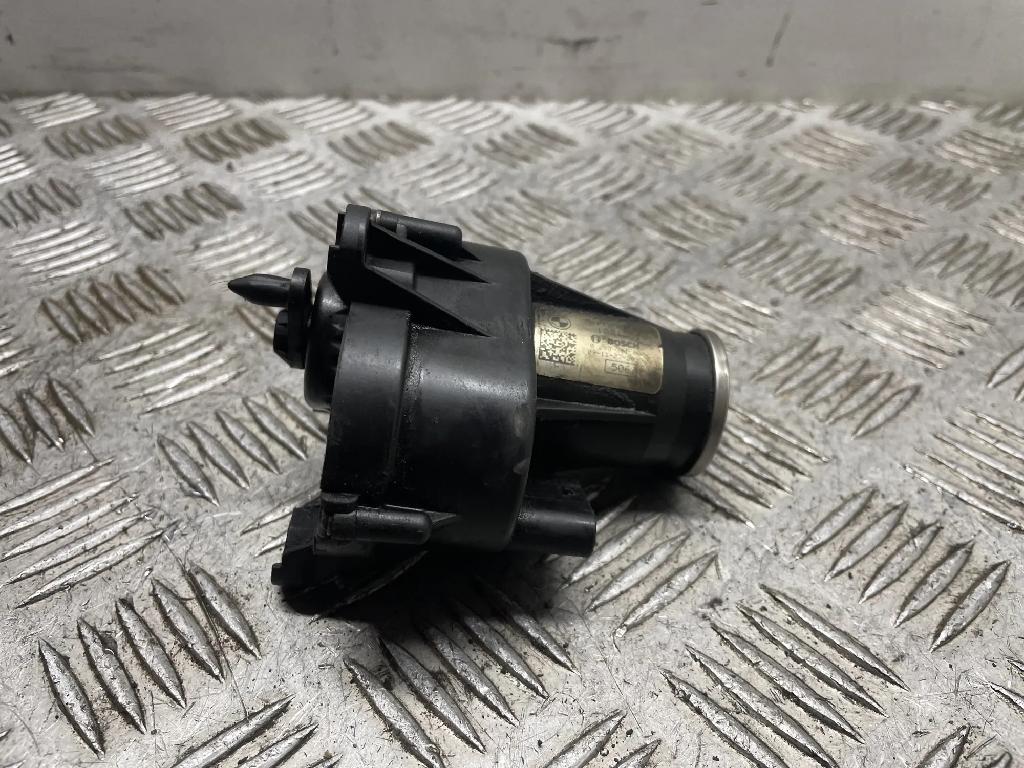 Ventilmotor Ansaugkrümmer BMW 5 (F10) 530 d 7811299