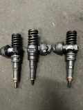Einspritzdüse VW TRANSPORTER V (T5) Furgon 1.9 TDI 070130073R