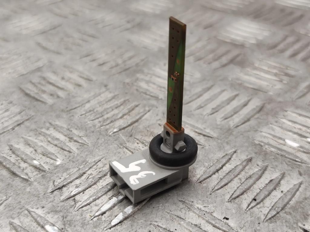 Temperatursensor AUDI A8 D4 (4H_) 3.0 TDI quattro 4B0820539 Bild Temperatursensor AUDI A8 D4 (4H_) 3.0 TDI quattro 4B0820539