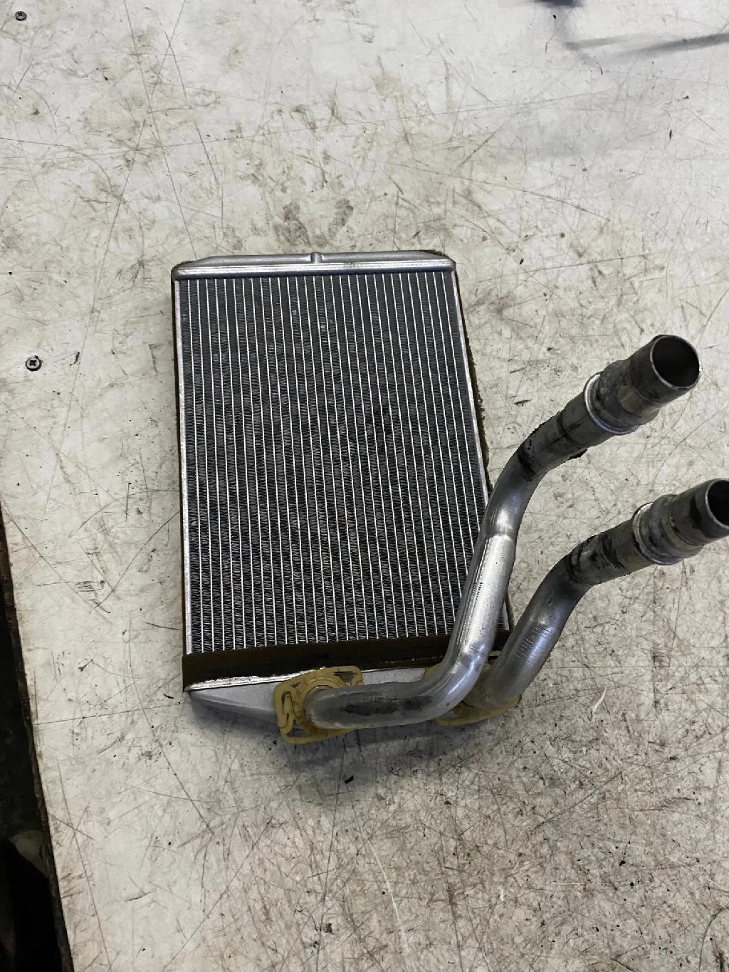 Wärmetauscher Innenraumheizung PEUGEOT BOXER Furgon 2.0 BlueHDi 130 168310100