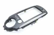 Dekoration des Navigationsbildschirms TOYOTA YARIS (_P13_) 1.5 Hybrid (NHP130_) 86451-0D060