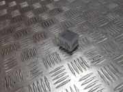 Relais für Kraftstoffpumpe VW Passat B5.5 Variant (3B6) 4D0951253